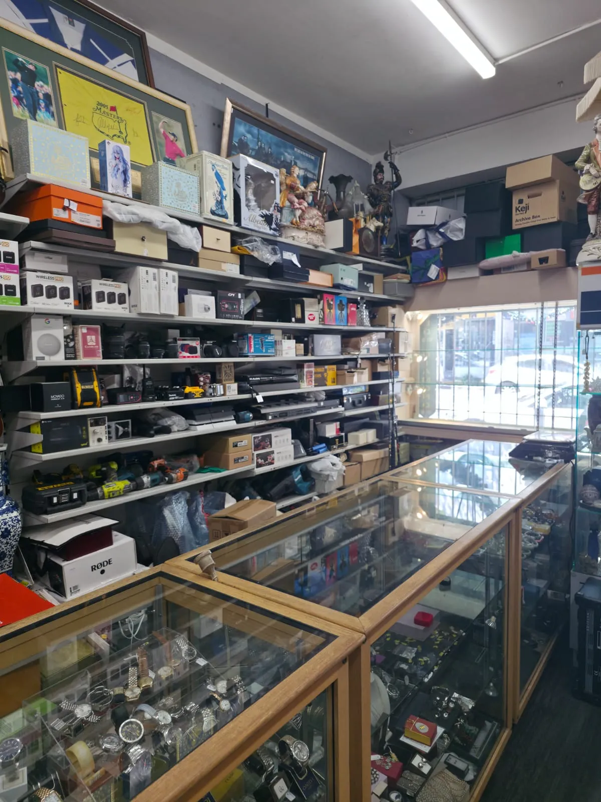 Same-day cash available at pawnbroker